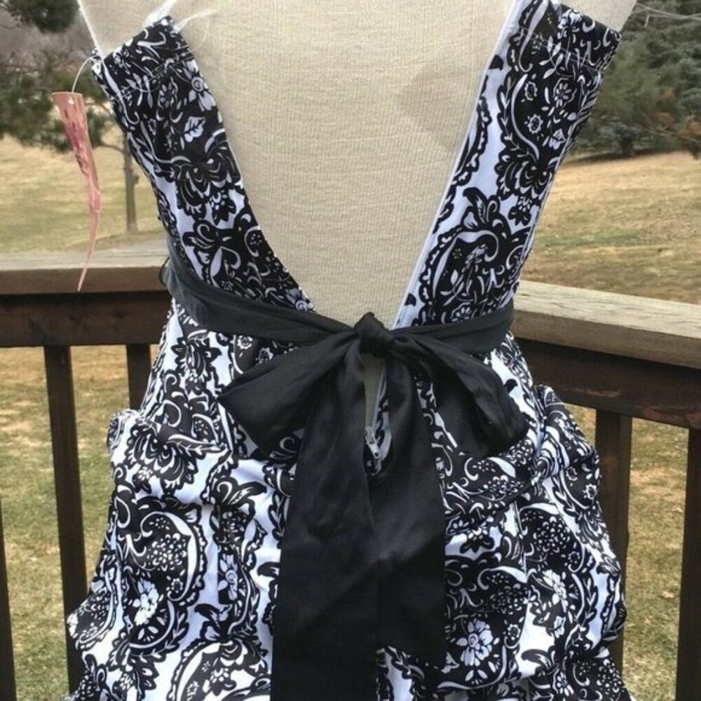 Emerald Sundae Bubble Mini Strapless Formal Dress Black Sexy Siweetheart sz 7 Jr - Picture 4 of 8